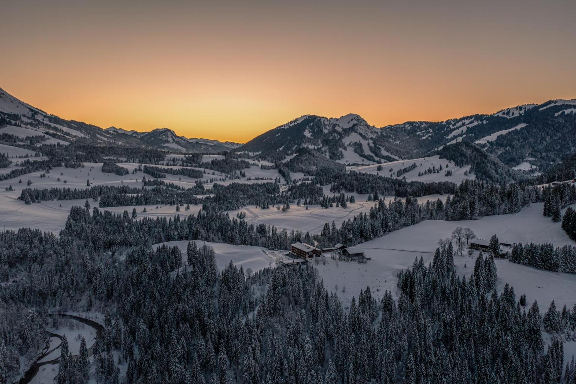 Ruhehotel & Naturresort Rehbach - Adults Only Schattwald Esterno foto