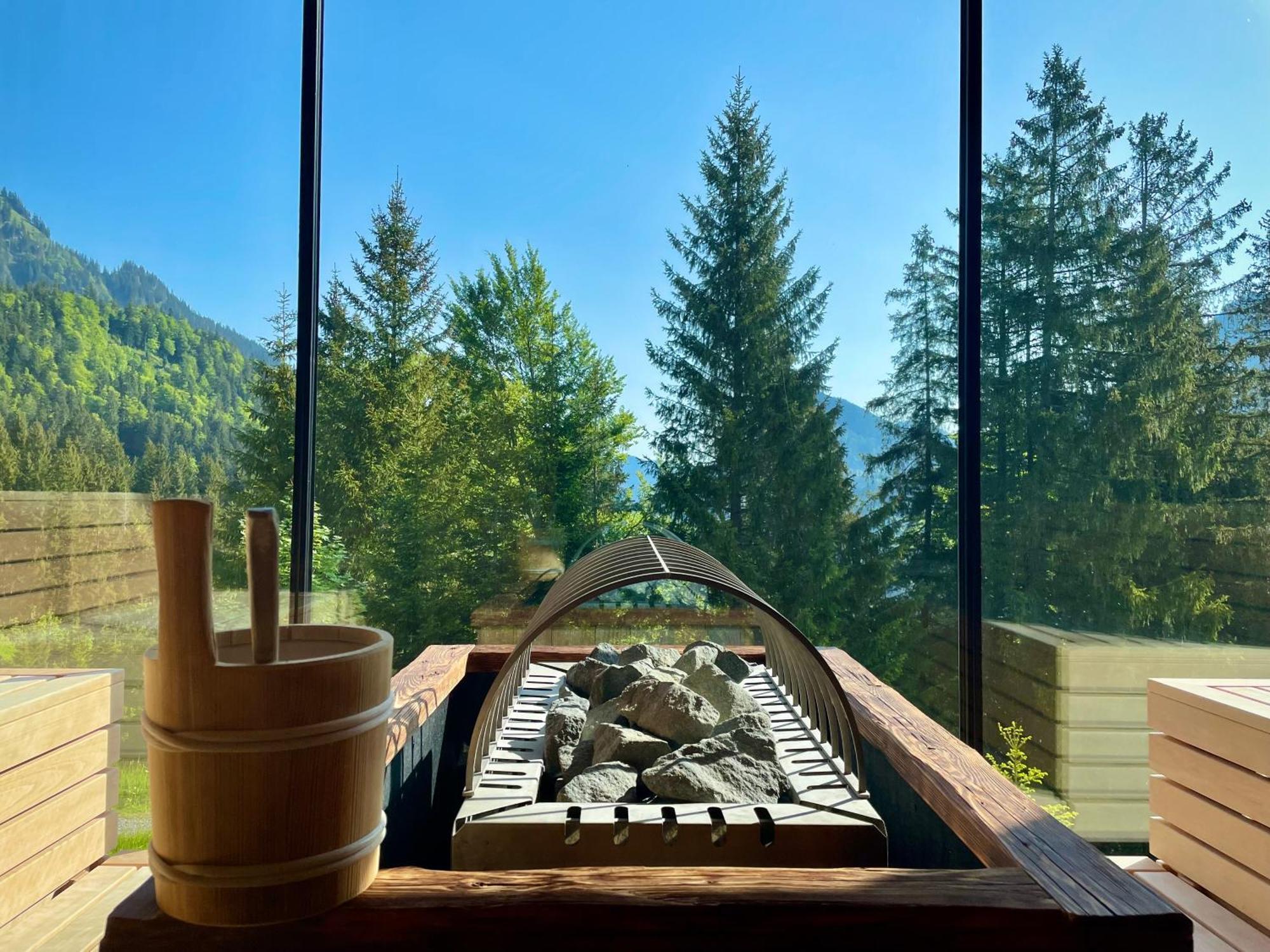 Ruhehotel & Naturresort Rehbach - Adults Only Schattwald Esterno foto